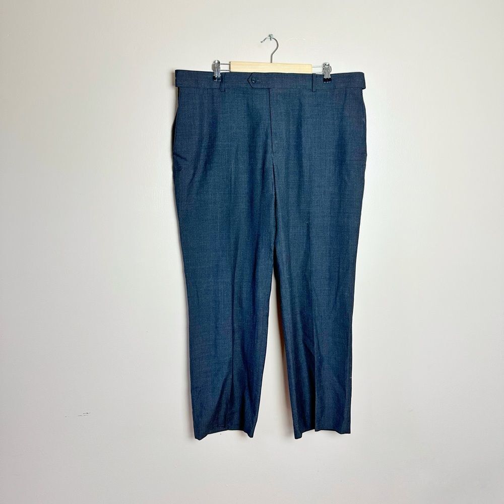 CLEARANCE! Men’s Charcoal Stafford Dress Pants Size 40x29 EUC